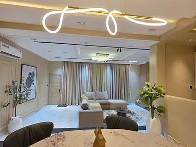 Very Luxurious and Spacious One Bedroom Apartment
