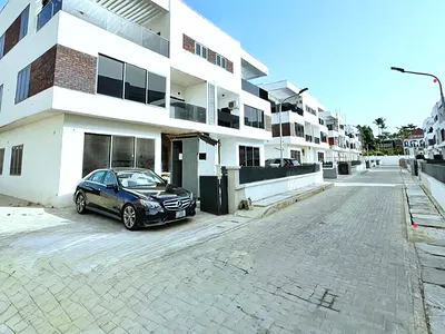 4 Bedroom Semi Detached Duplex with BQ