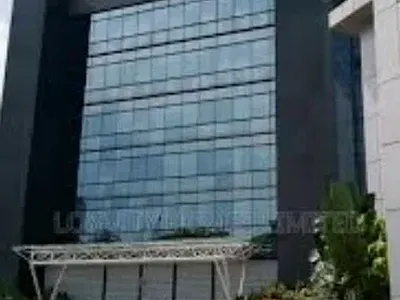 Commercial Office Building of 6 Floors Sitting on 3500SQM Land