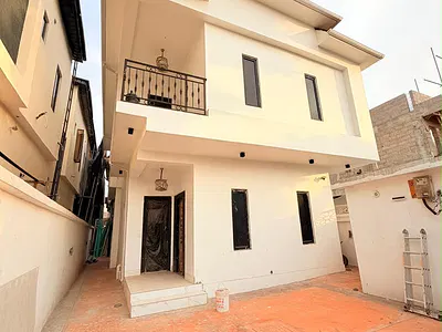 Newly Built 4 Bedroom Detached House with a Room BQ