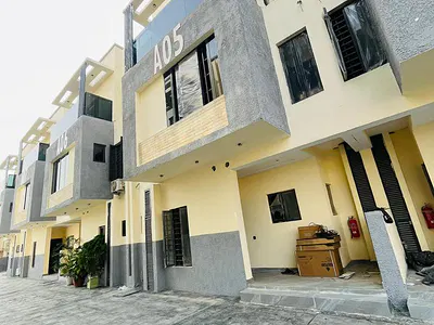 Spacious 4 Bedroom Terrace Duplex with Study Box Room BQ