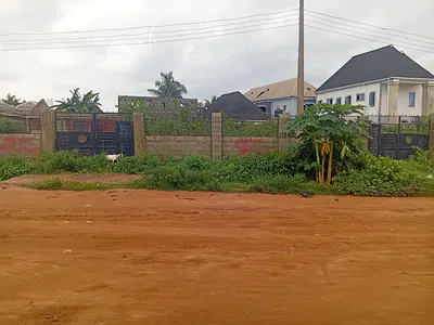 A Very Strategic Commercial Land .