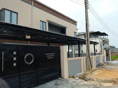 4-BR Duplex with BQ