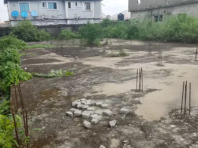 Prime Property on the Dry, Flat
