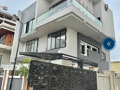5 Bedroom Fully Detached Smart House
