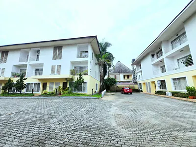 Luxury 3 Bedroom Terrace