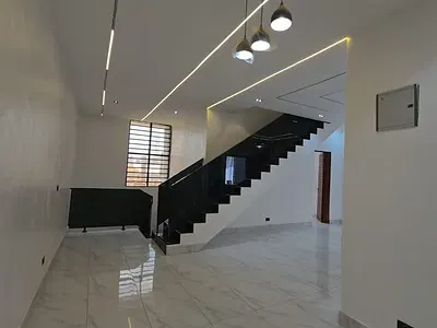 Luxury 4bedroom Terraced Duplex