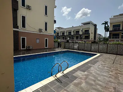 4 Bedroom Duplex