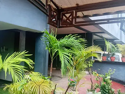 5 Bedroom Duplex with 2 BQ