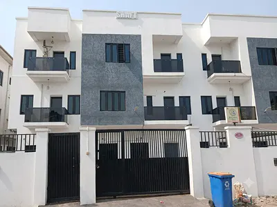 A Luxury 4 Bedroom Semi Detached Duplex with BQ