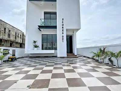 Modern 4 Bedroom Detached Duplex