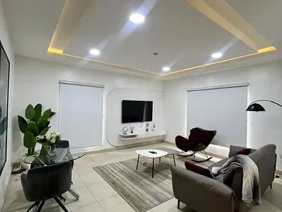 Luxury 6 Bedroom Detached House with 2 Rooms BQ.