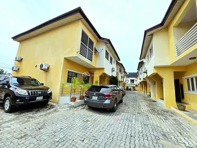 Well Maintained 3 Bedroom Terrace Duplex with BQ