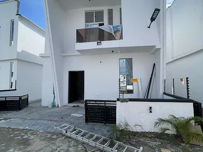 Completed 3bedroom Fully Detached Duplex