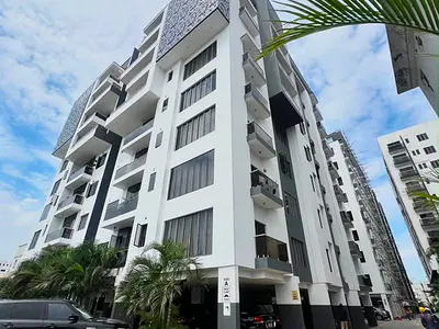 Fully Service 3bedroom Apartment with BQ, Pool & Gym