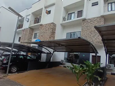 Exclusive and Well-Ventilated 4 Bedroom Terraced Duplex with a BQ
