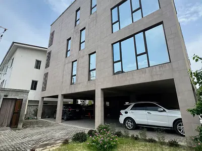 Luxury 2-Bedroom Flat with Excellent Facility
