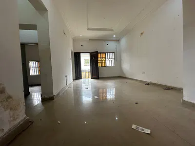 A Portable Cute 2bedroom Flat of 4tenants