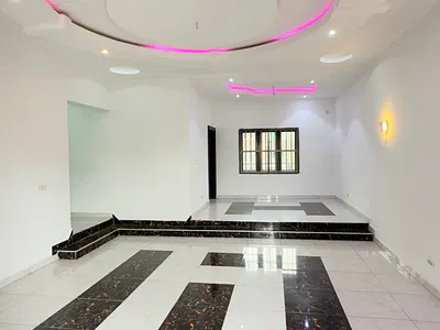 Luxury Spacious 3 Bedroom Flat