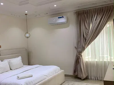 Fully Furnished and Service 3bedroom Flat with Room BQ.