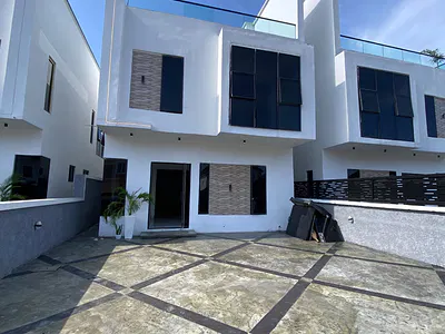 New 5bedroom Duplex Comes with Top Roof, Solar Light Plus BQ