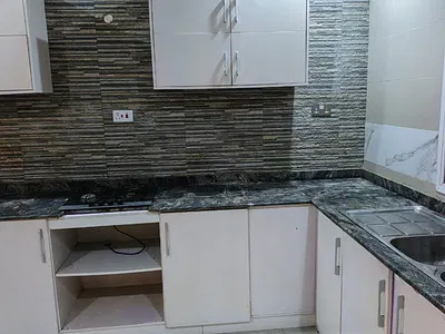 5 Bedroom Terrace and 2 Box Rooms. All the Bedrooms Are Ensuite.