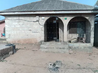 3 Bedroom Bungalow on a Quarter Plot