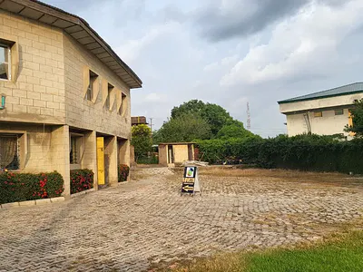 School Building Very Close to Major Road