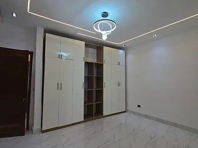 Luxury 5 Bedroom Fully Detached Duplex