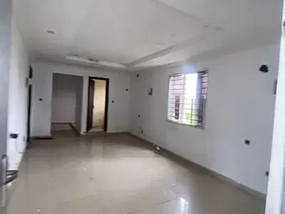 Spacious Studio Apartment at Olokonla{ Video}