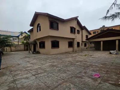 Massive 5 Bedroom Fully Detached Duplex with 3 Rooms BQ in GRA Ikeja