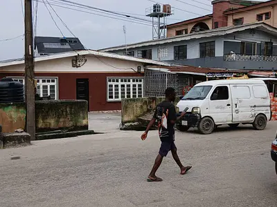 *for Sale at Gbagada* *bungalow House on Half Plot of Land Two Minute