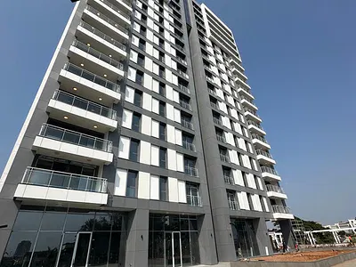 Luxury 2 & 3 Bedroom Apartment with BQ