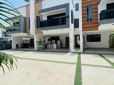 Unfurnished 4bedroom Terrace Duplex