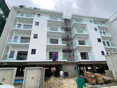 Brand New 2 Bed Luxurious Service Apartment with Pool, Gym & Elevator