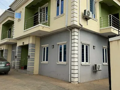 5 Bedroom Duplex in a Gated Estate