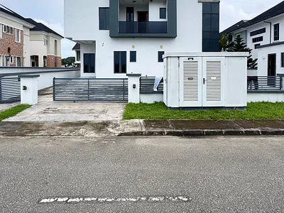 5bedroom Fully Detached Duplex for Sale