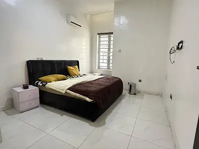 Spacious 4 Bedroom Terraced Duplex