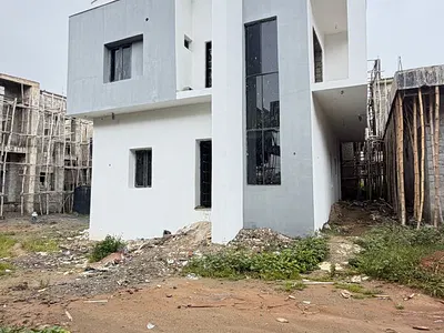 4 Bedroom Detached Duplex with BQ