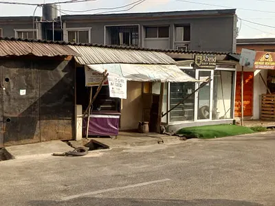 Commercial Property of 8 Flat