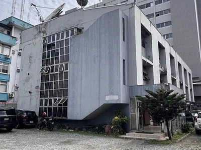 Open Plan Office Space Measuring 400SQM