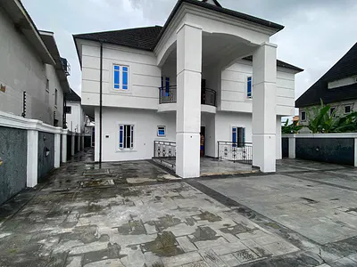 Brand New and Magnificent 5 Bedroom Duplex