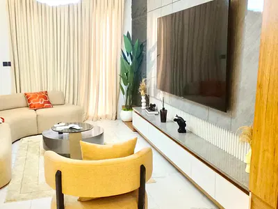 Furnished 2 Bedroom Apartment