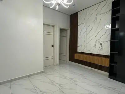 4 Bedrooms Terrace