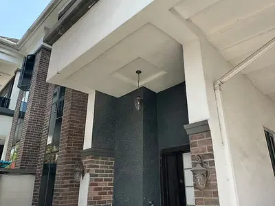 Spacious Studio Apartment