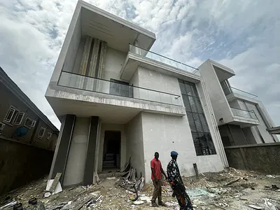 Luxury 6-Bedroom Detached Duplex with Automated Gate & Swimming Pool
