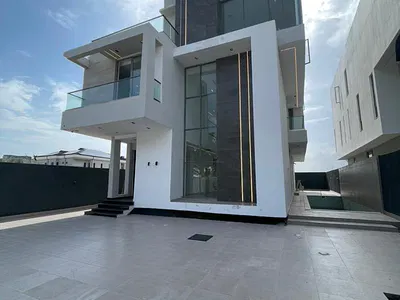 Contemporary 5bedroom Fully Detached Duplex for Sale.