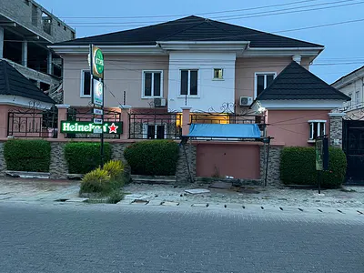 5bedroom Detached House with BQ at Lekki Phase 1