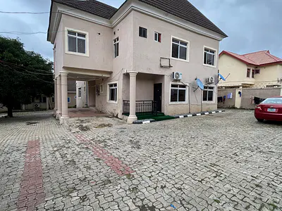 1 Bedroom Flat