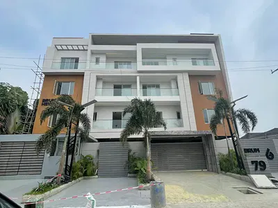 2bedroom Apt./Maisonette with Pool, Elevator and Rooftop Lounge and Gym